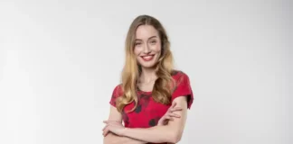 Funkční elegance aneb když se šaty přizpůsobí každému pohybu